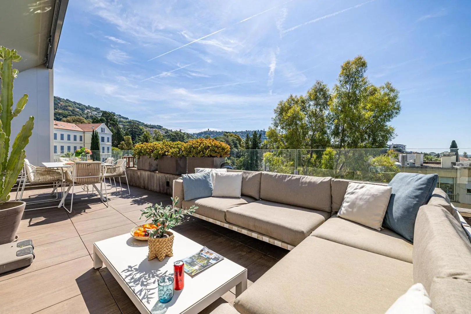 Penthouse Radieux Avec Terrasse Et Vue Magnifique Cannes